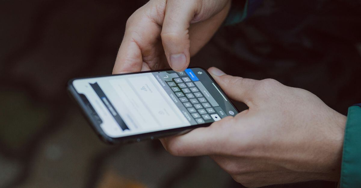 Existe un sencillo truco para personalizar la apariencia del teclado de WhatsApp